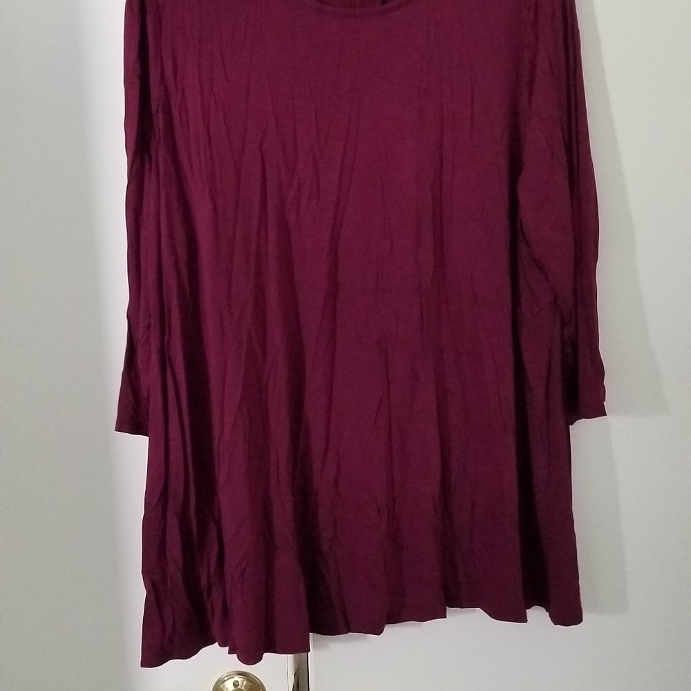 Swing tee